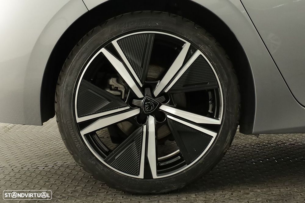 Peugeot 308 1.2 PureTech GT EAT8 - 5