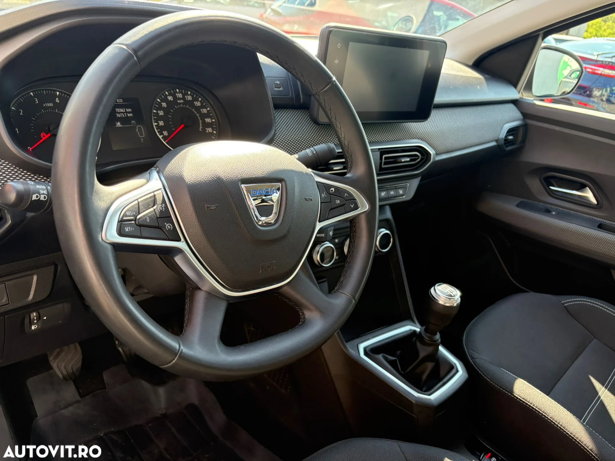 Dacia Logan TCe 90 MT6 Comfort - 9
