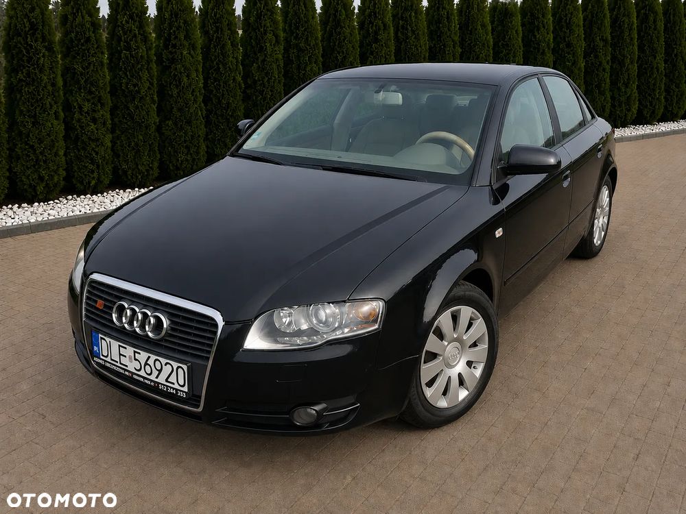 Audi A4 Limousine 2 - 16