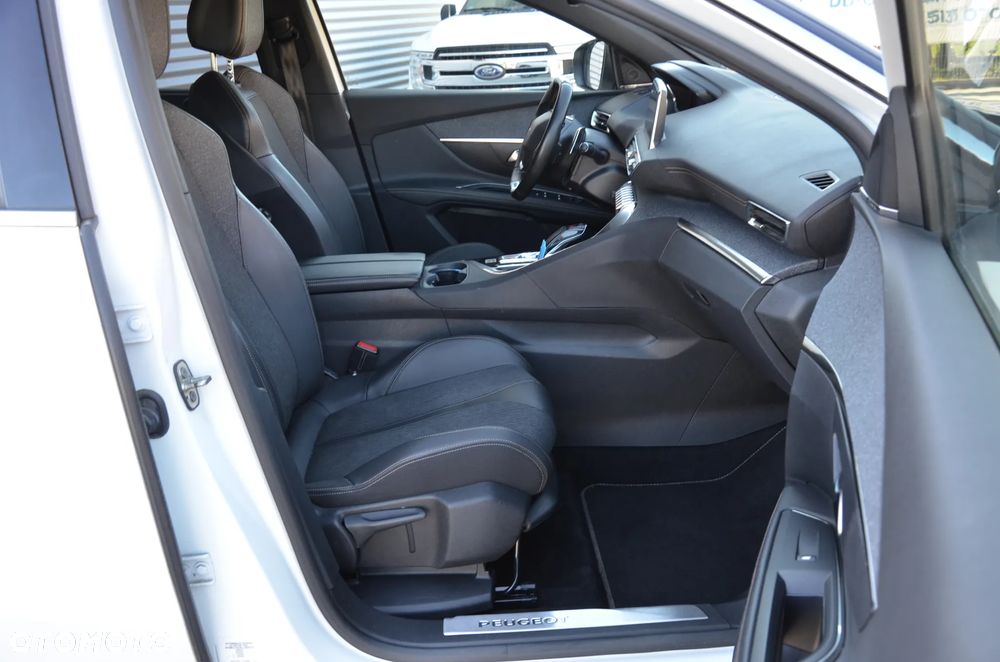Peugeot 5008 BlueHDi 130 EAT8 GT - 21
