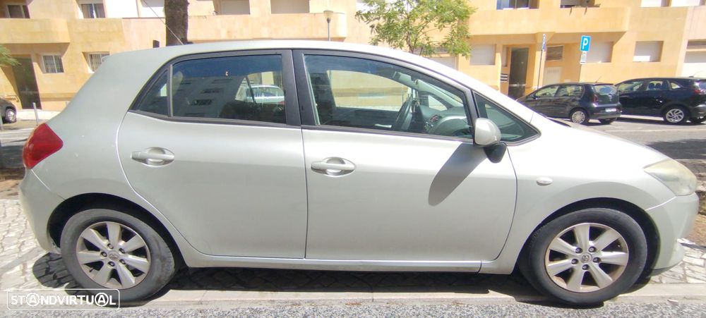 Toyota Auris 1.4 D-4D AC - 8