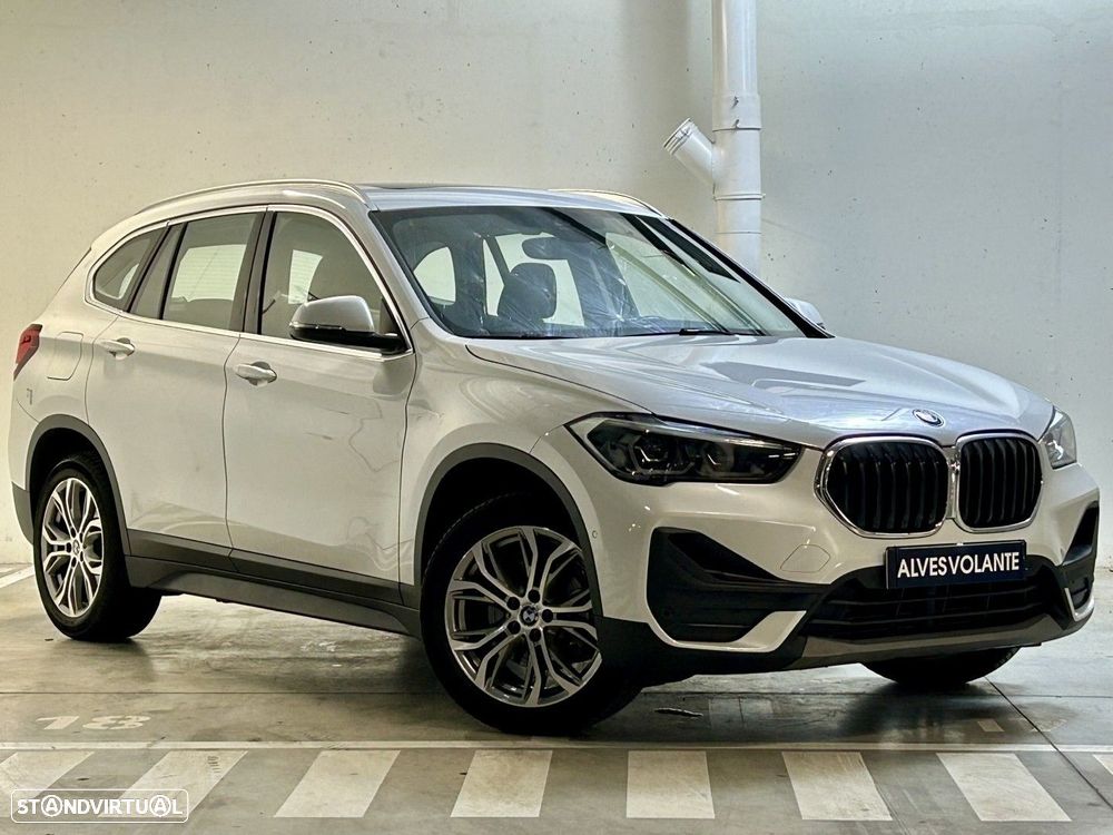 BMW X1 18 i sDrive Line Sport - 4