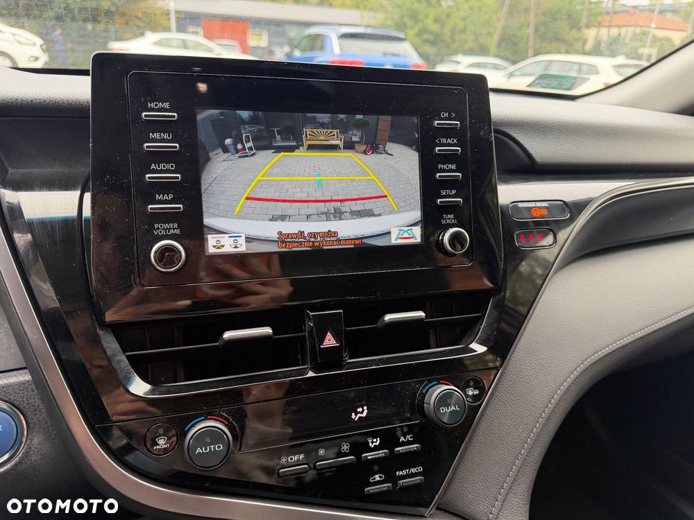 Toyota Camry 2.5 Hybrid Comfort CVT - 19