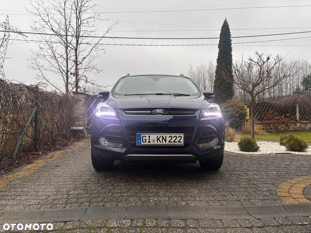 Ford Kuga 1.6 EcoBoost 2x4 Titanium - 9