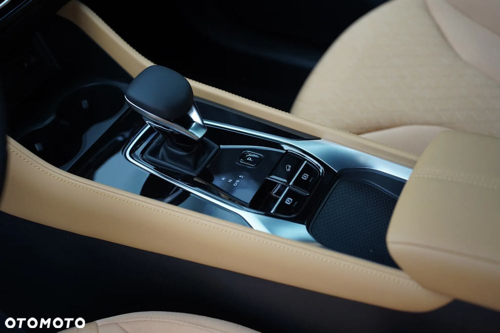 MG HS 1.5 T-GDI Excite DCT - 19