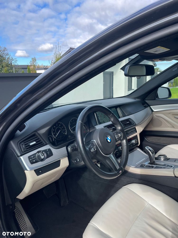 BMW Seria 5 535i xDrive - 16