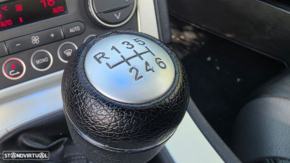 Alfa Romeo Spider 2.4 JTDM - 24