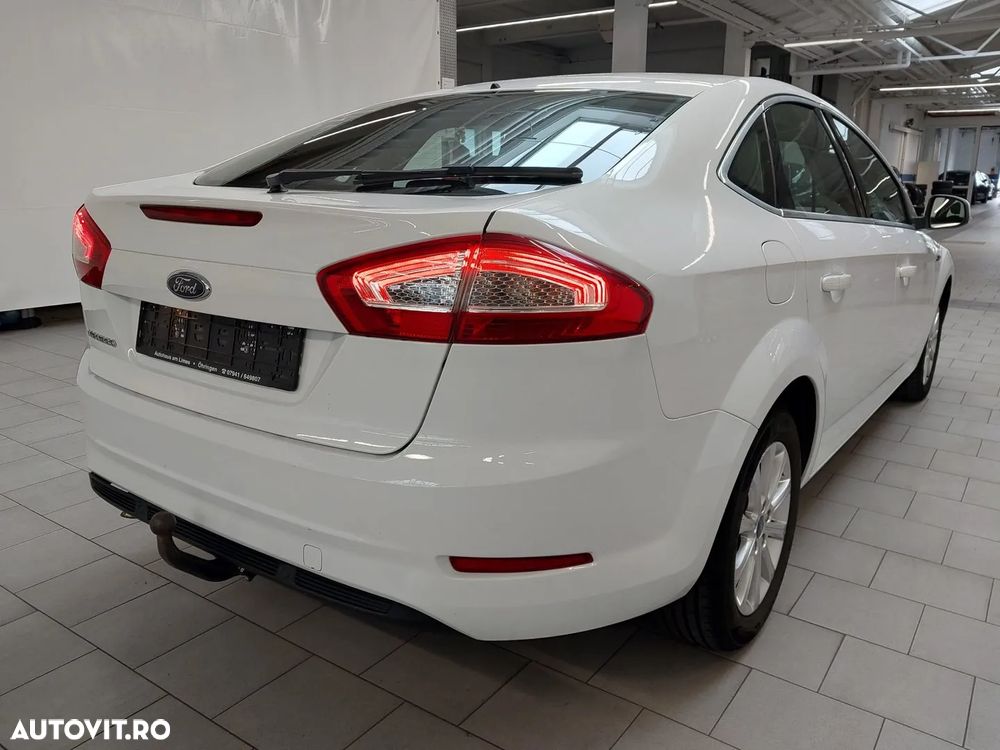 Ford Mondeo 2.0 TDCI Aut. Ambiente - 4