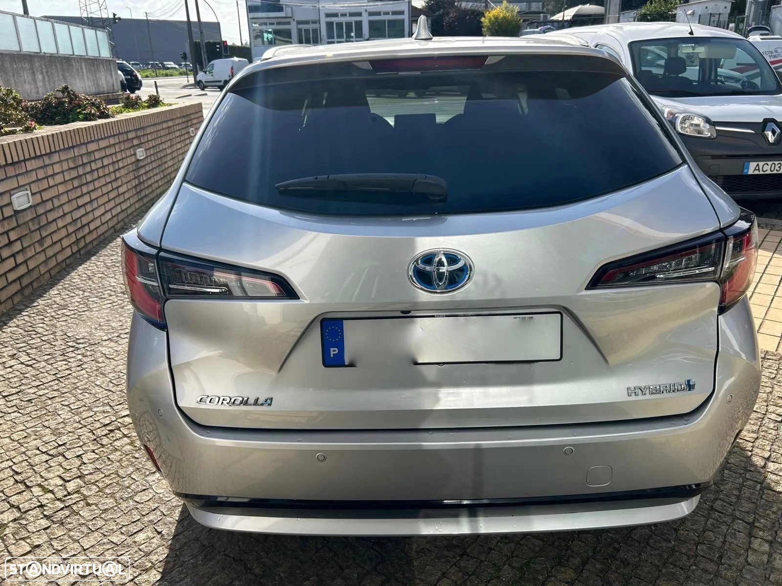 Toyota Corolla Touring Sports 1.8 Hybrid Comfort+P.Sport - 13