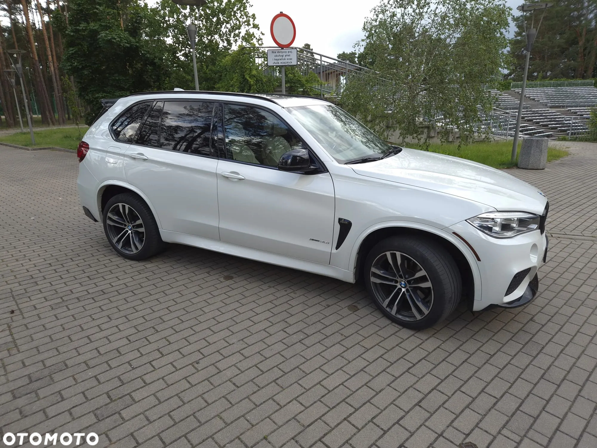 BMW X5 xDrive35i Sport-Aut - 9