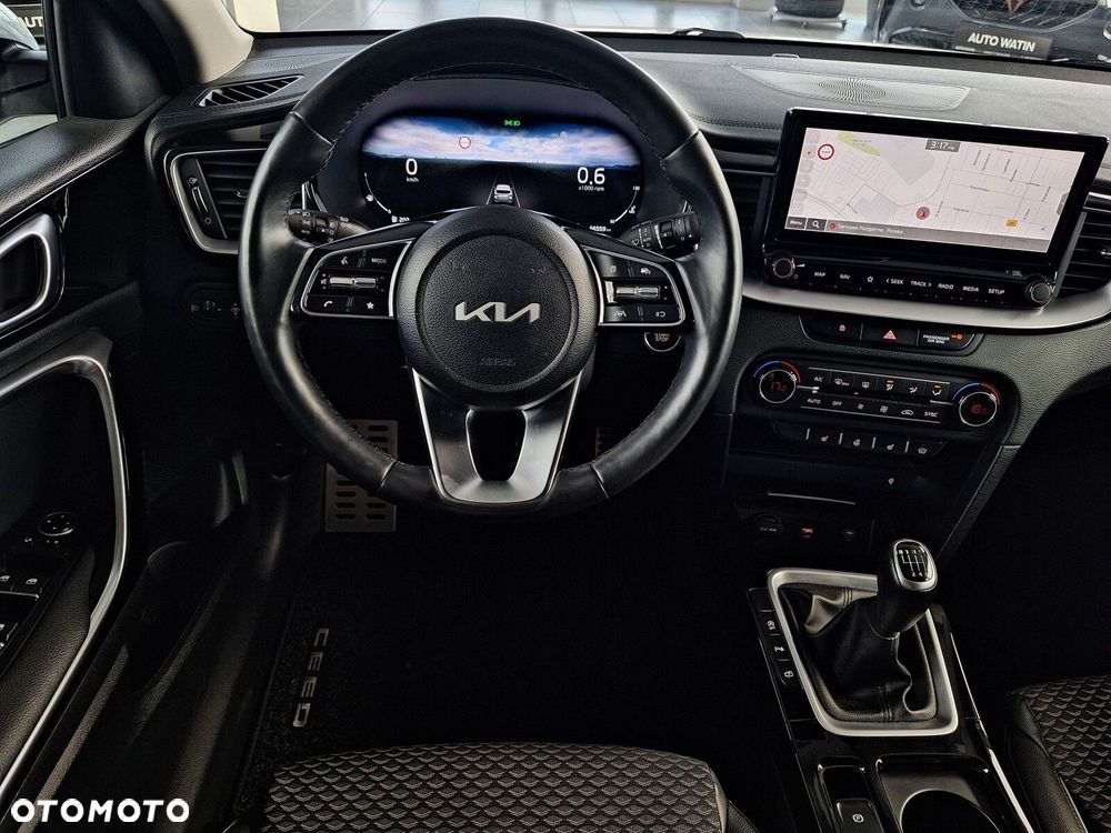 Kia Ceed 1.5 T-GDI Business Line - 23