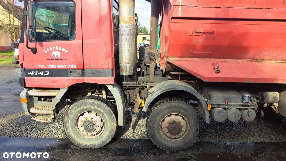 Mercedes-Benz 4143 8x8 - 1