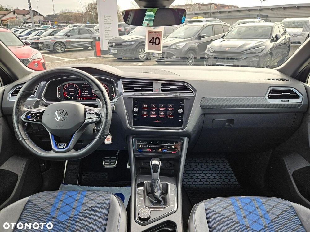 Volkswagen Tiguan - 13