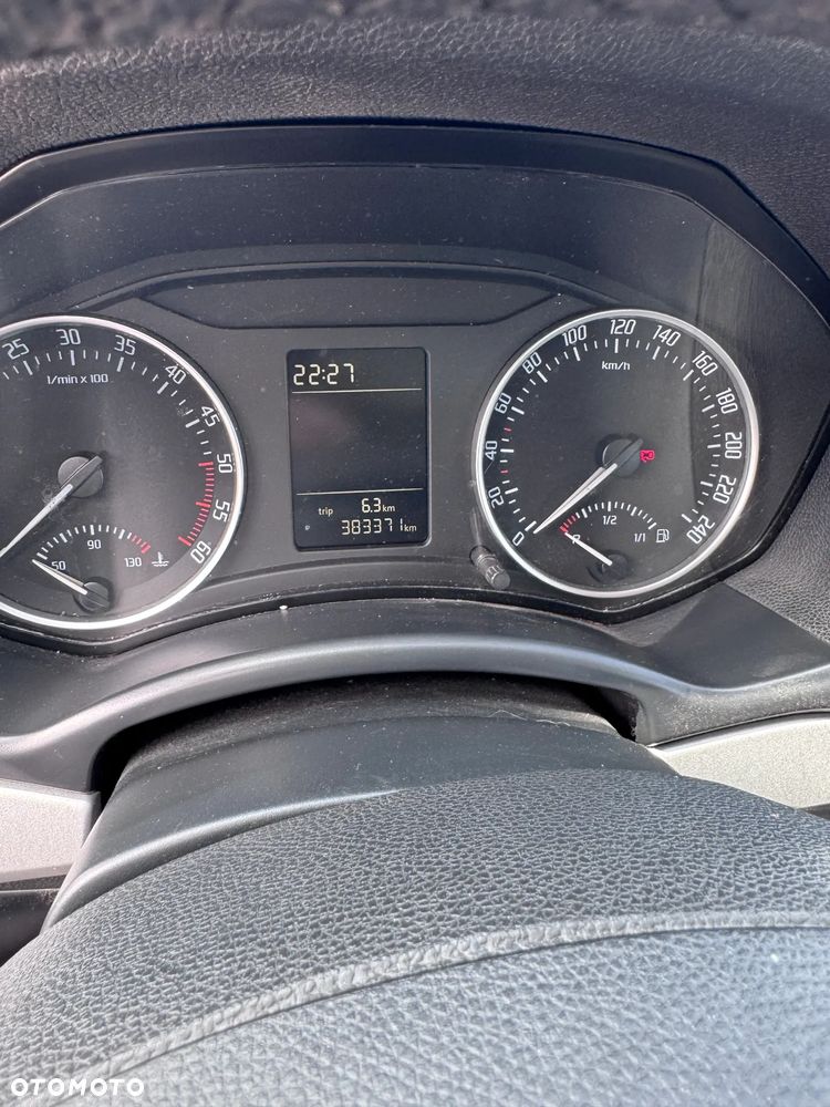 Skoda Octavia 2.0 TDI Ambition - 8