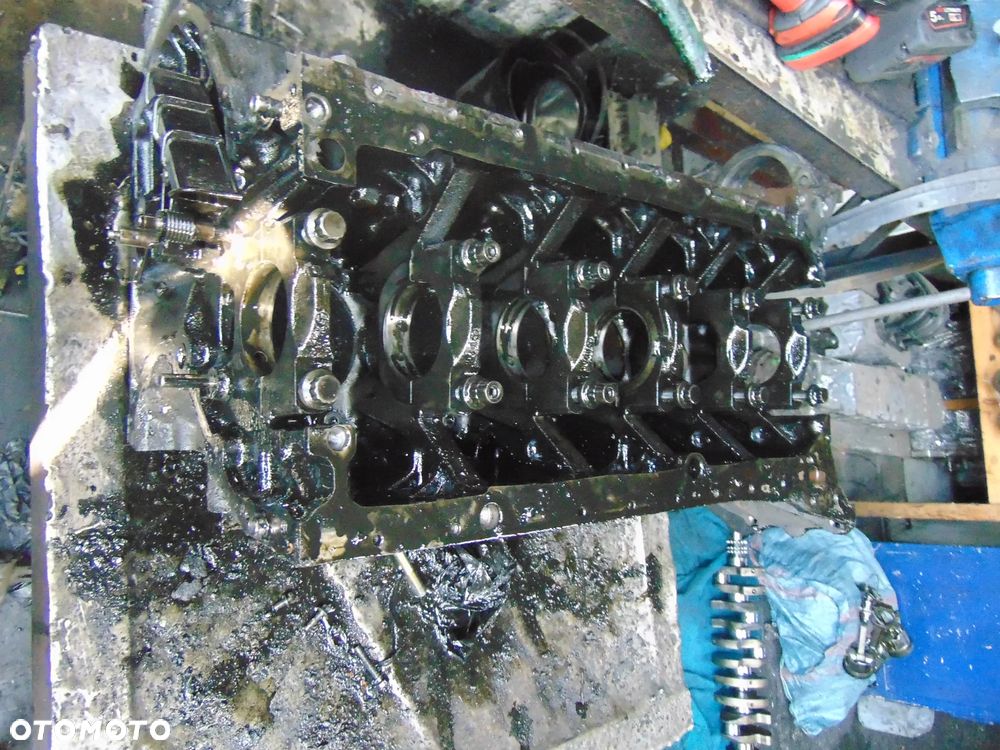 Blok silnika mercedes Sprinter 2,9 TDI - 12