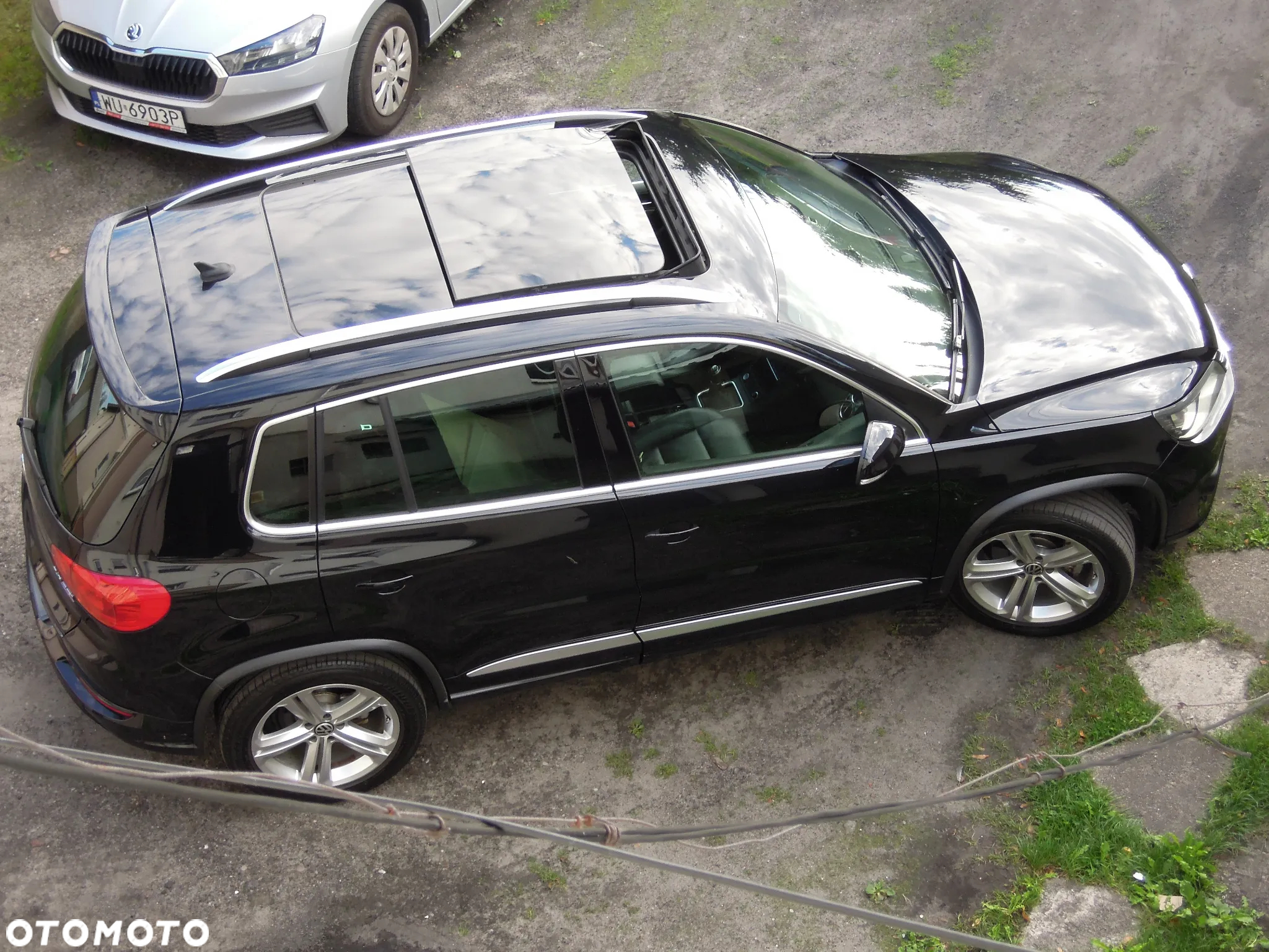 Volkswagen Tiguan 2.0 TDI 4Mot Perfectline R-Style - 9