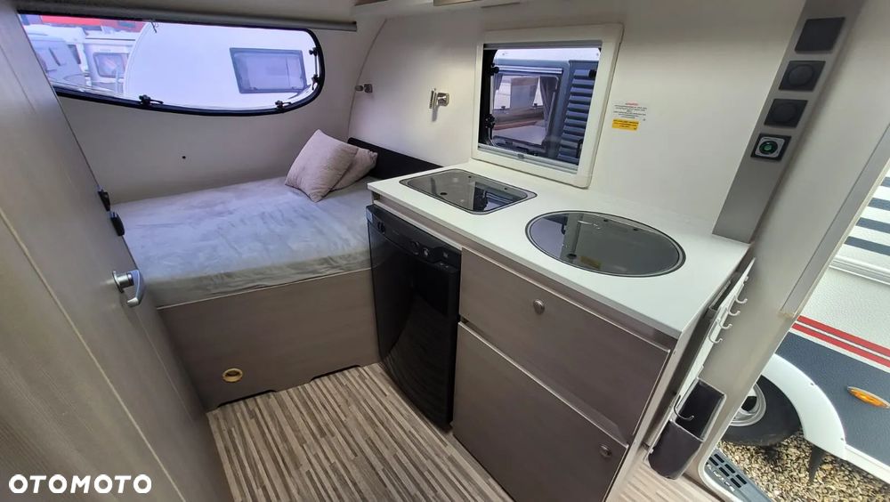 Adria Action 361 1000kg JAK NOWA zarejestrowana z przedsionkiem - 4