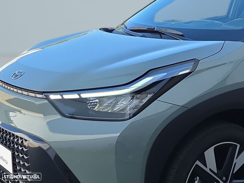 Toyota Aygo X 1.5 Hybrid Envy - 4