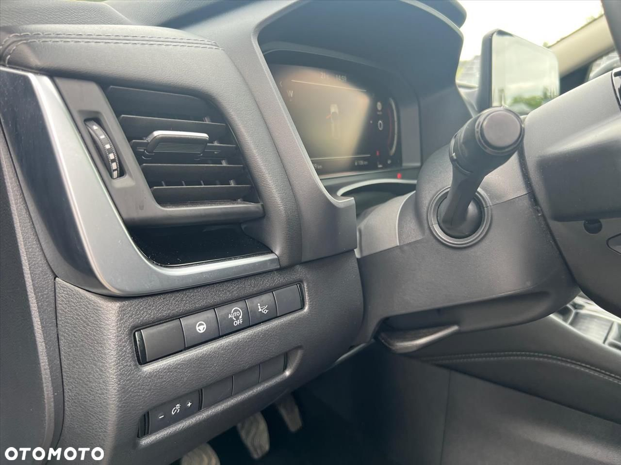 Nissan Qashqai 1.3 DIG-T N-Connecta - 9