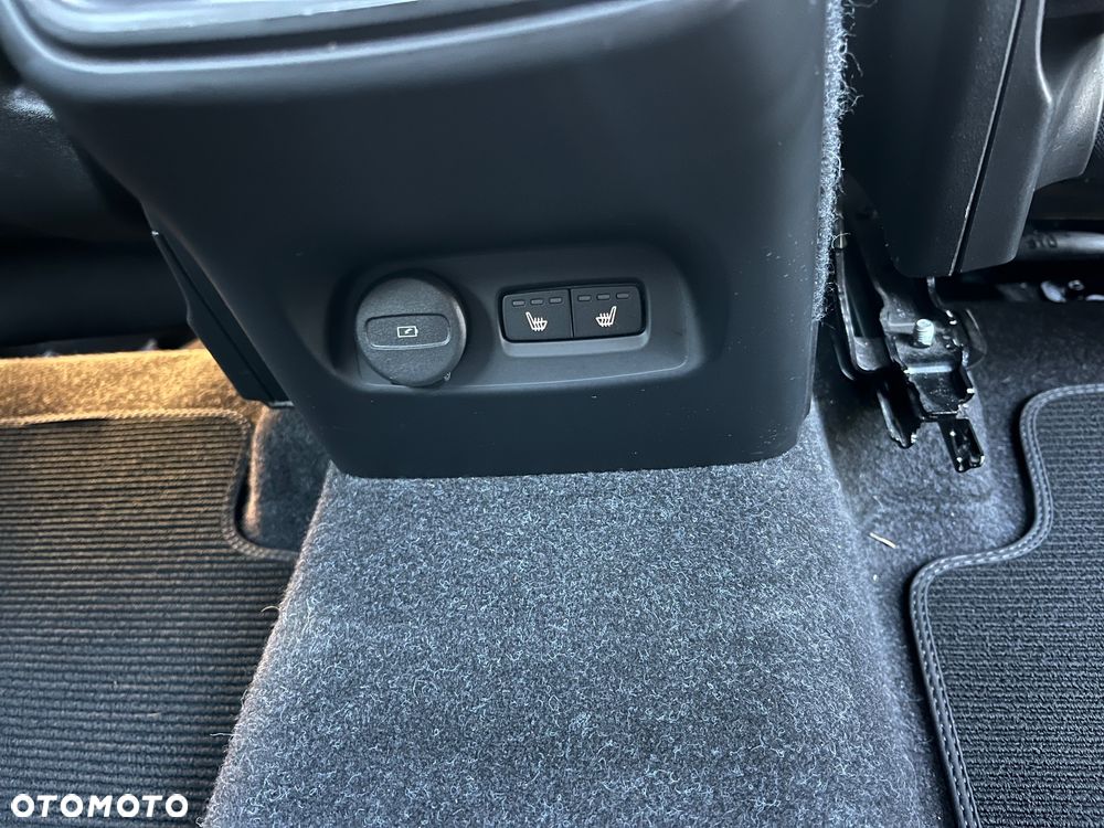 Volvo XC 40 - 36