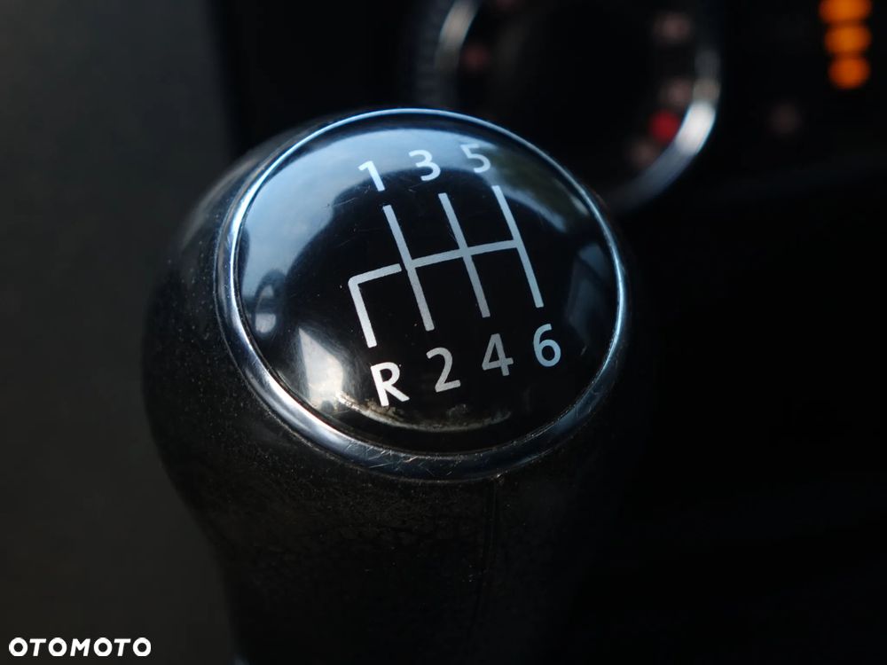 Volkswagen Crafter 5-osobowy Brygadówka + bagażnik dachowy - 22