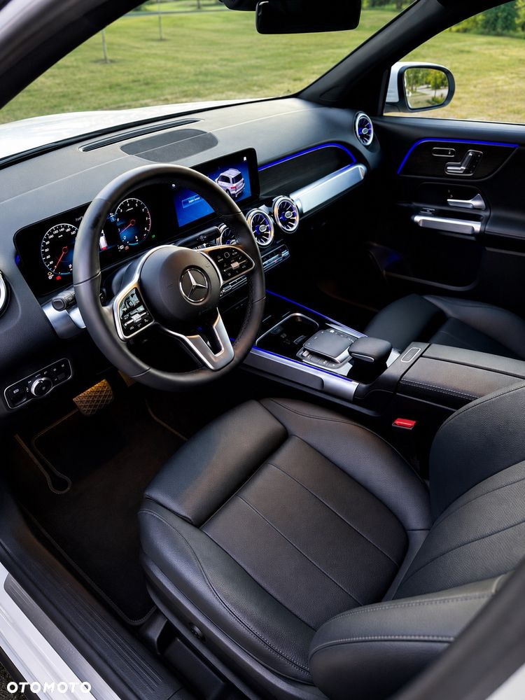 Mercedes-Benz GLB 250 4-Matic 8G-DCT - 22