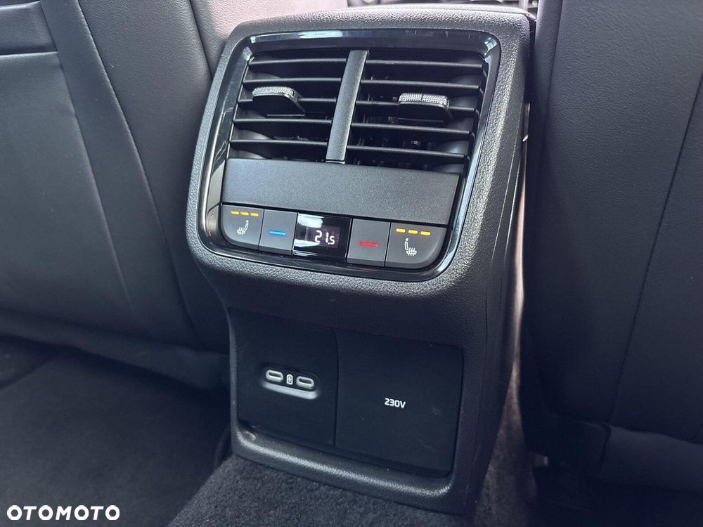 Skoda Octavia 2.0 TSI RS DSG - 17