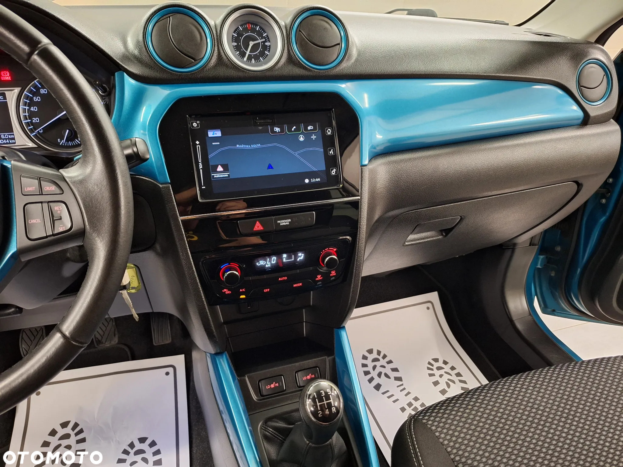 Suzuki Vitara 1.6 Premium 2WD - 33