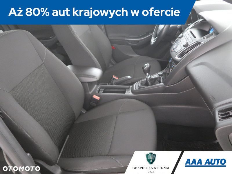 Ford Focus - 11