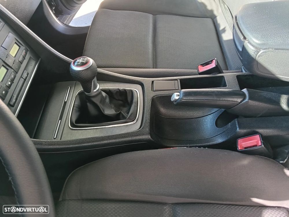 Audi A4 Avant 1.9 TDI - 9