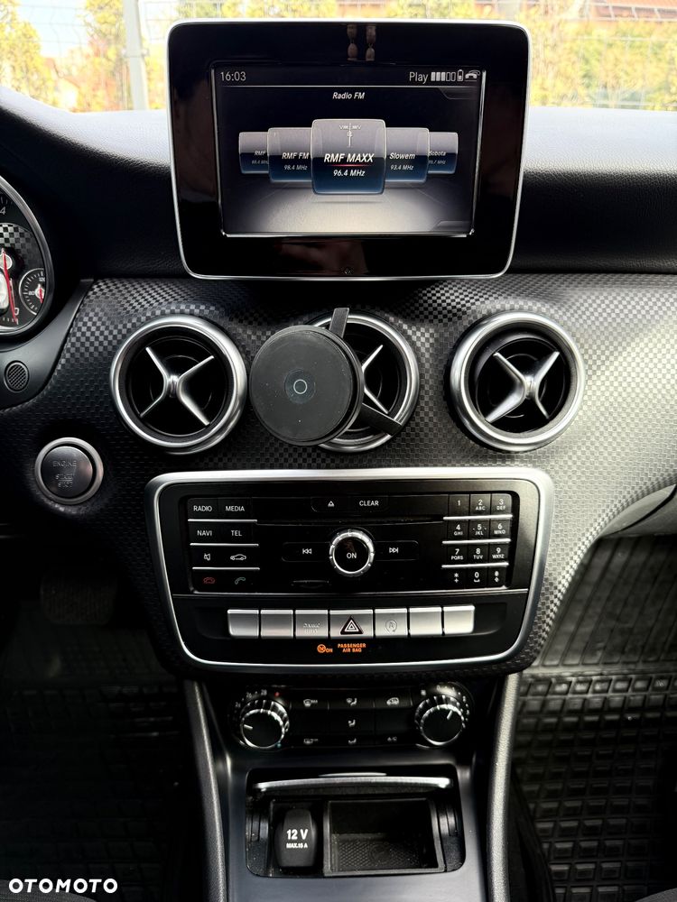 Mercedes-Benz Klasa A 180 d 7G-DCT Urban - 13