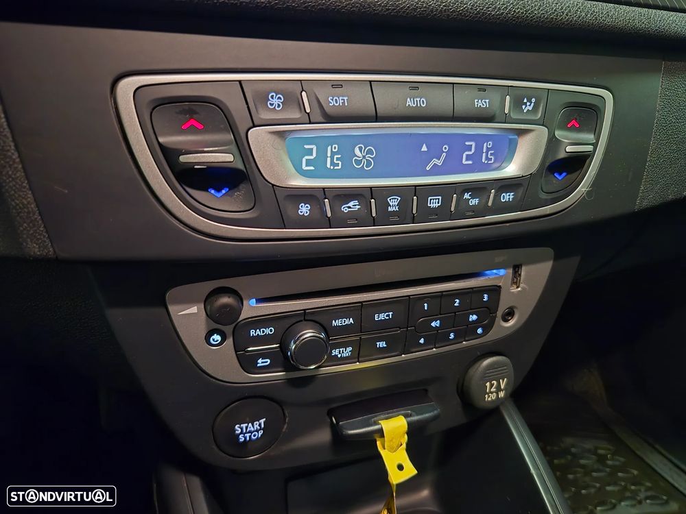 Renault Mégane Sport Tourer ENERGY dCi 110 Start & Stopp Paris Business - 18