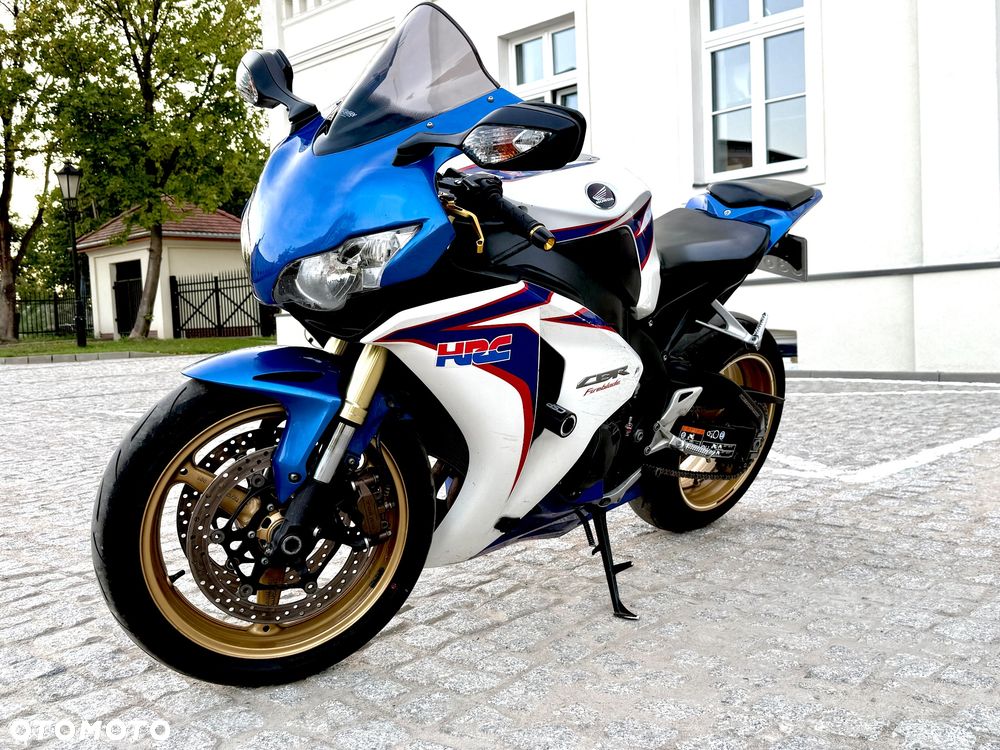 Honda CBR - 3