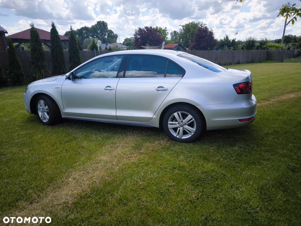 Volkswagen Jetta 1.4 TSI BMT Highline DSG - 11