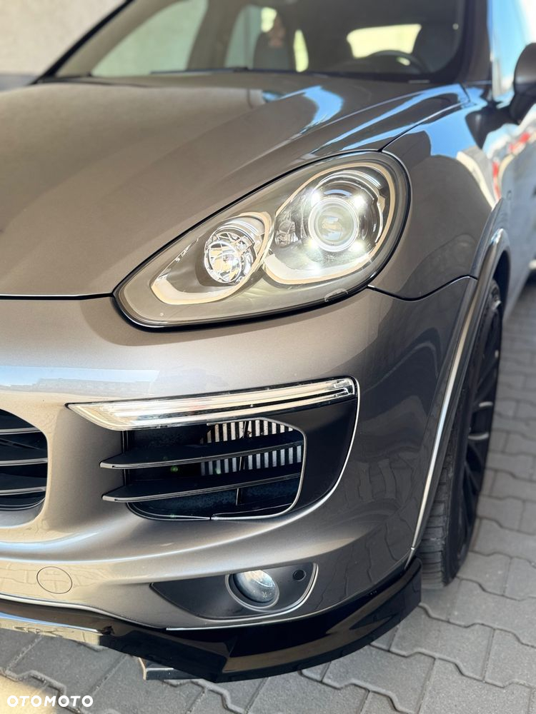 Porsche Cayenne Diesel Tiptronic S - 2