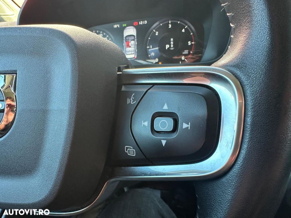 Volvo XC 40 - 20