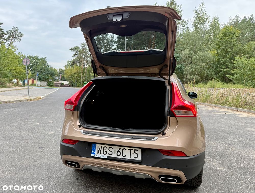 Volvo V40 D4 Drive-E Summum - 17