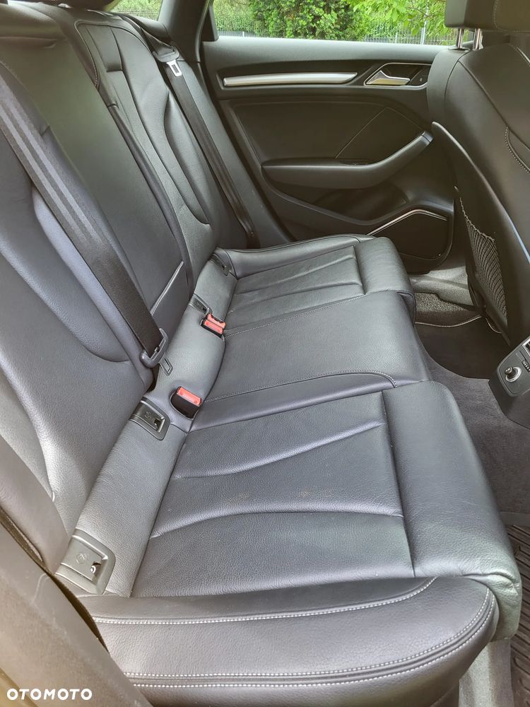 Audi S3 S tronic - 18