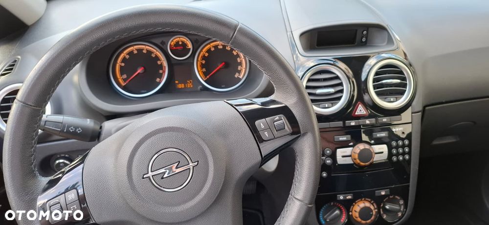 Opel Corsa - 16