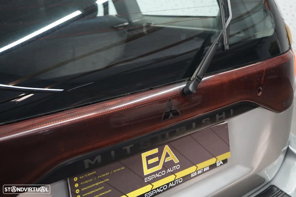 Mitsubishi Pajero Sport - 13
