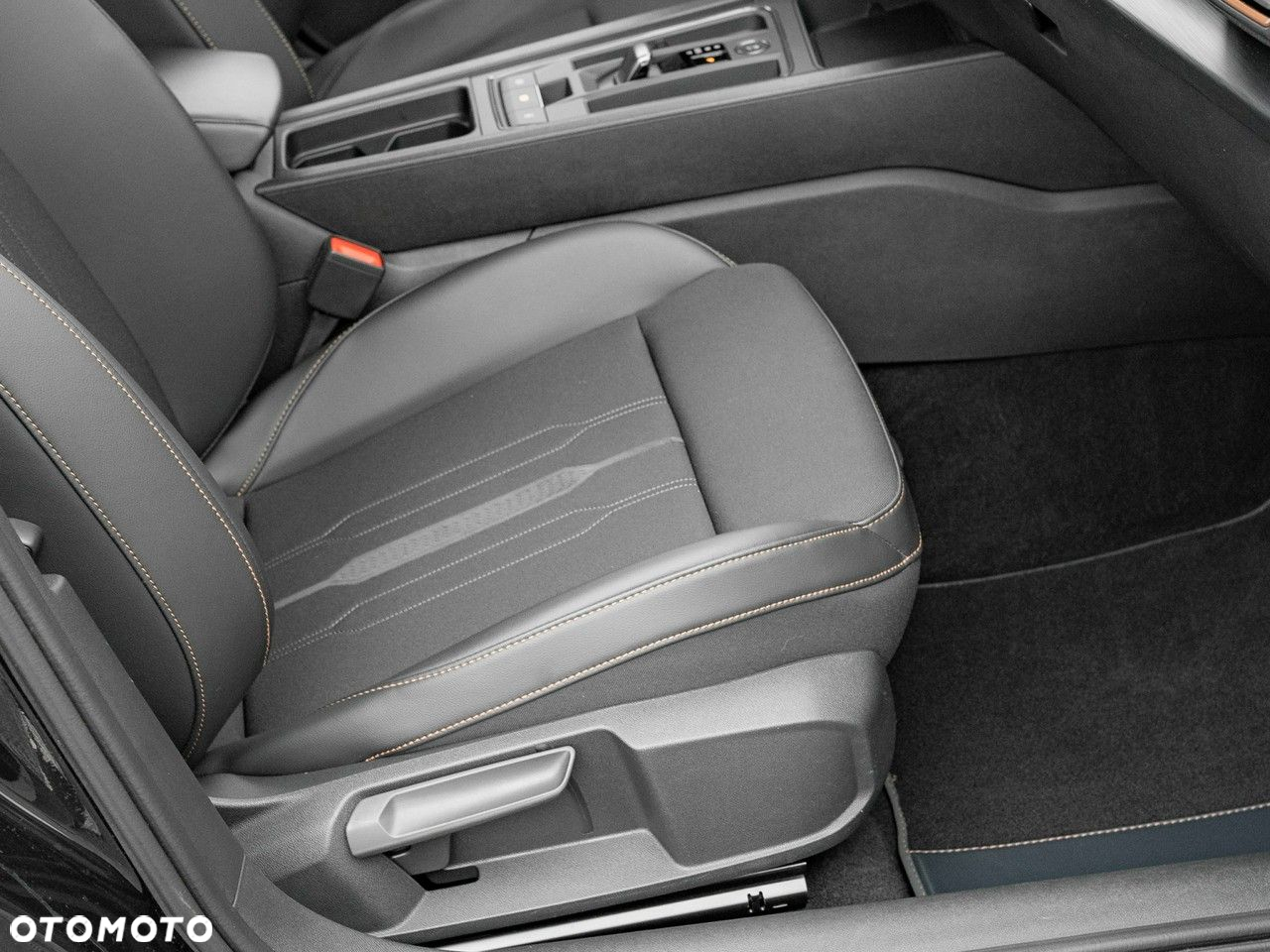Cupra Leon 2.0 TSI VZ DSG - 31