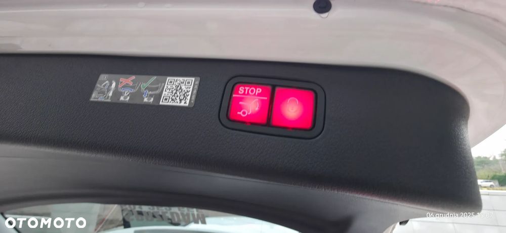 Mercedes-Benz Klasa C 200 9G-TRONIC - 31