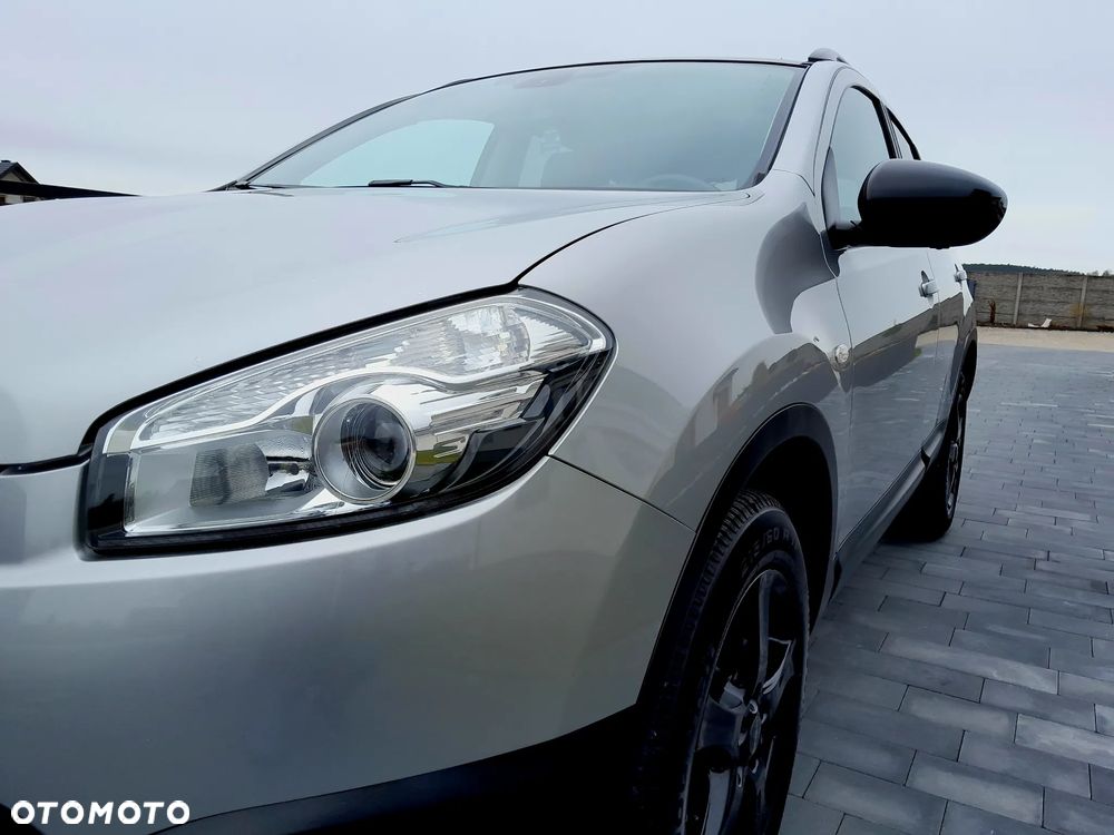 Nissan Qashqai 1.6 dCi DPF Start/Stop tekna - 2