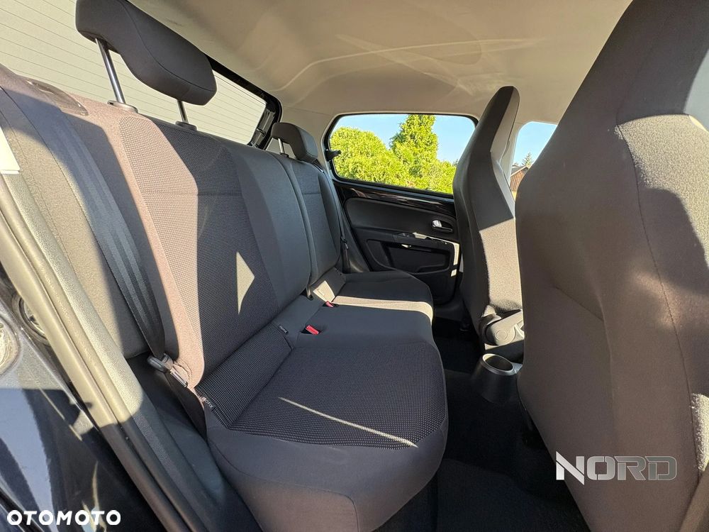 Volkswagen up! 1.0 high - 15