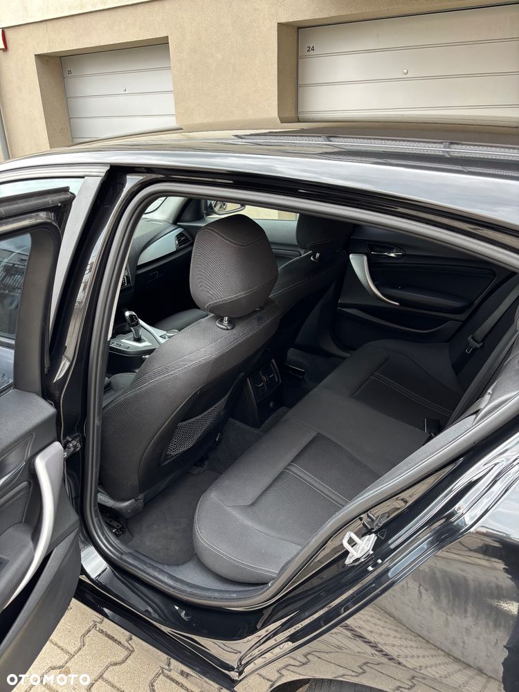 BMW Seria 1 118i Sport Line - 13