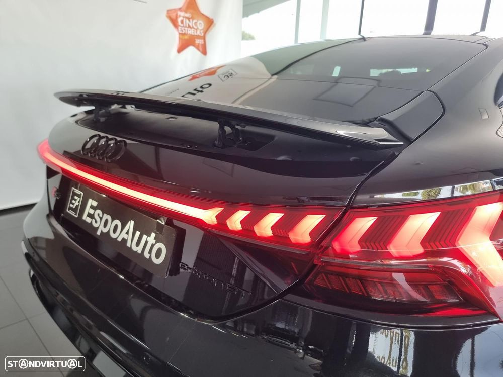 Audi RS e-tron GT quattro - 7