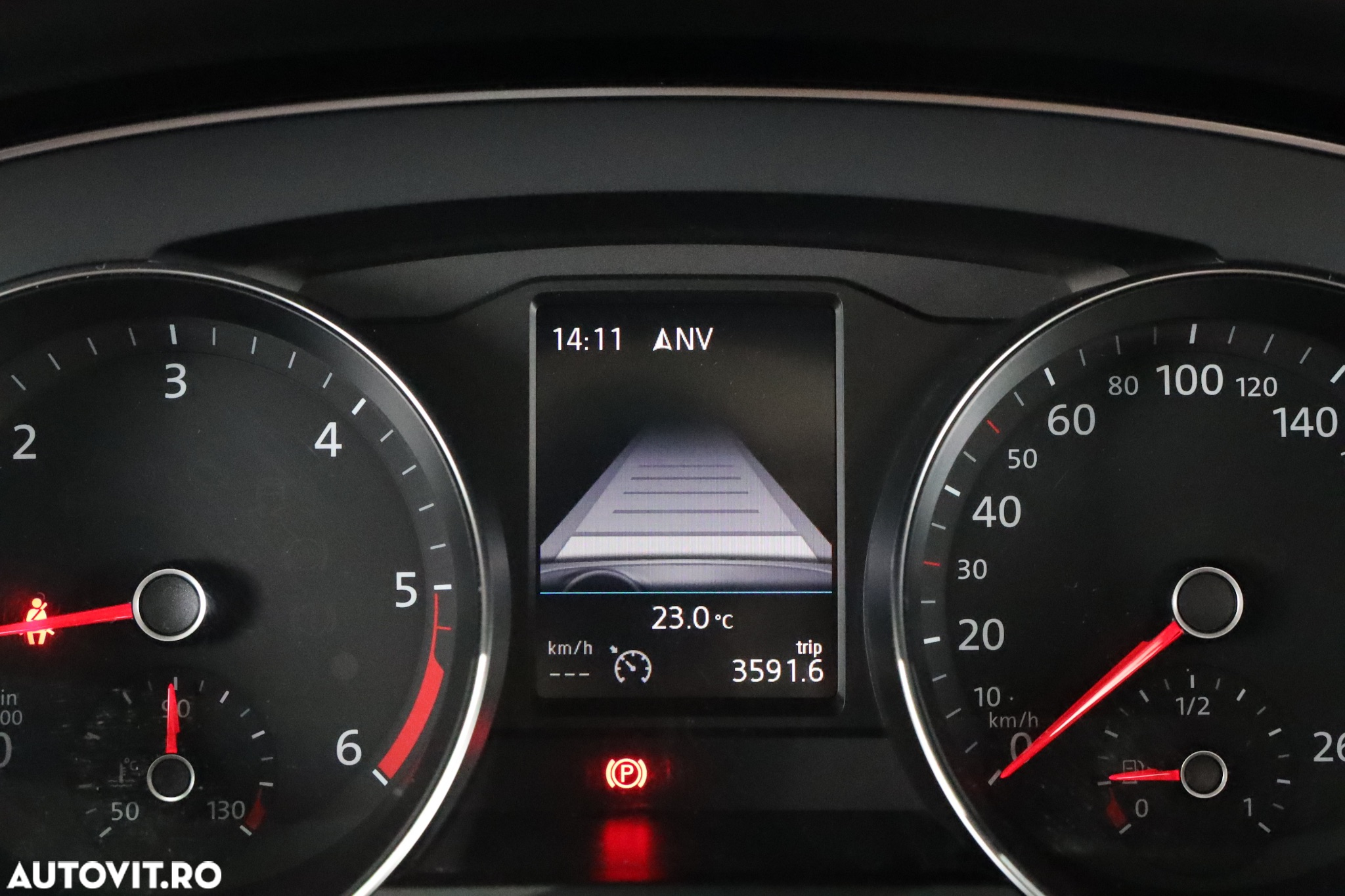 Volkswagen Passat Variant 1.6 TDI (BlueMotion Technology) Comfortline - 25