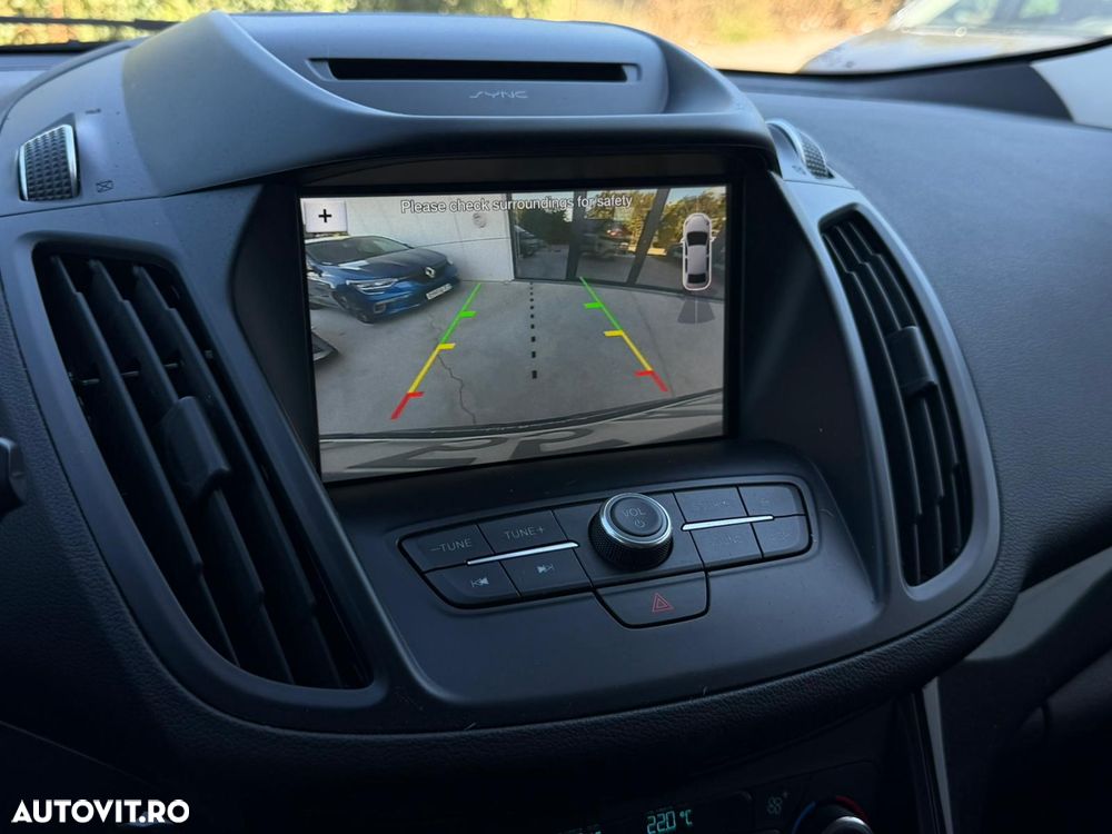 Ford Kuga 1.5 EcoBoost 4WD Aut. Trend - 7