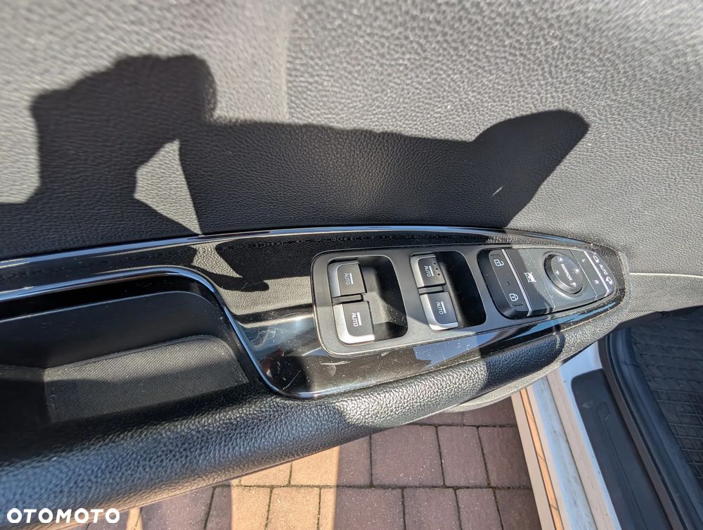 Kia Optima 1.7 CRDI L - 15