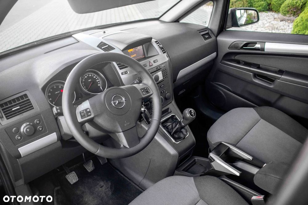 Opel Zafira 1.6 Sport - 13